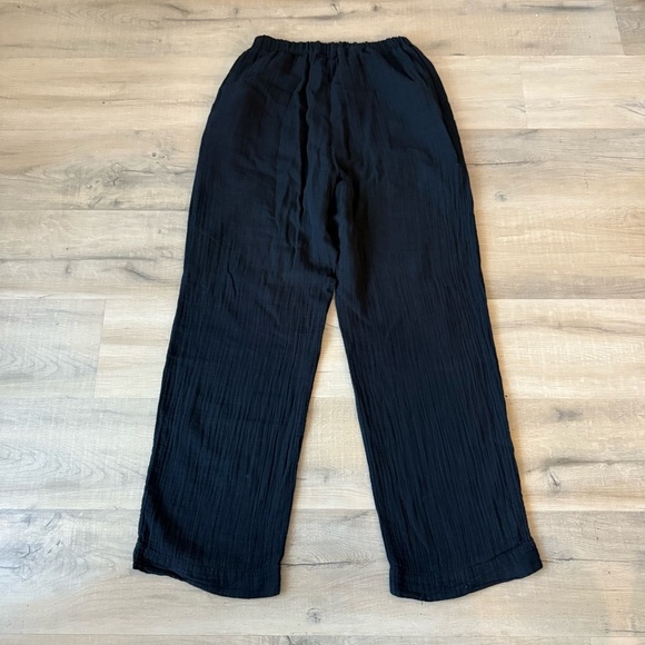 2/$300 Xirena black cotton gauze Demsey wide leg pants - Medium - Picture 8 of 8